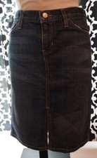 Gap Woman SZ 4 Dark Wash Blue Denim Short Skirt 5 Pocket Secure Waist Belt Loops