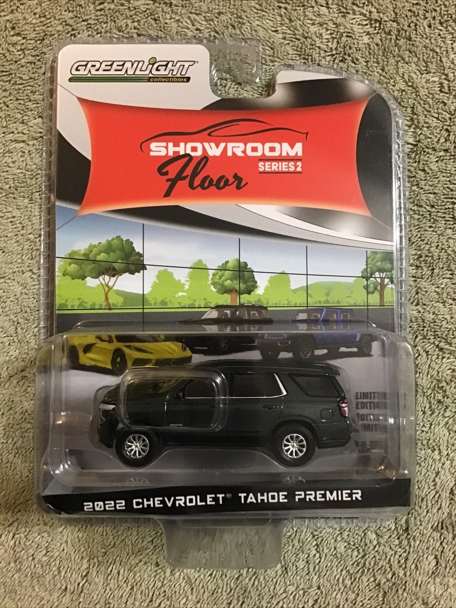 2022 Greenlight Showroom Floor 2022 CHEVROLET TAHOE PREMIER 1/64
