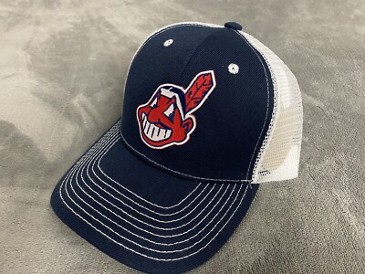 CLEVELAND INDIANS CLASSIC CHIEF WAHOO TRUCKER HAT CAP NAVY BLUE WHITE MESH NEW
