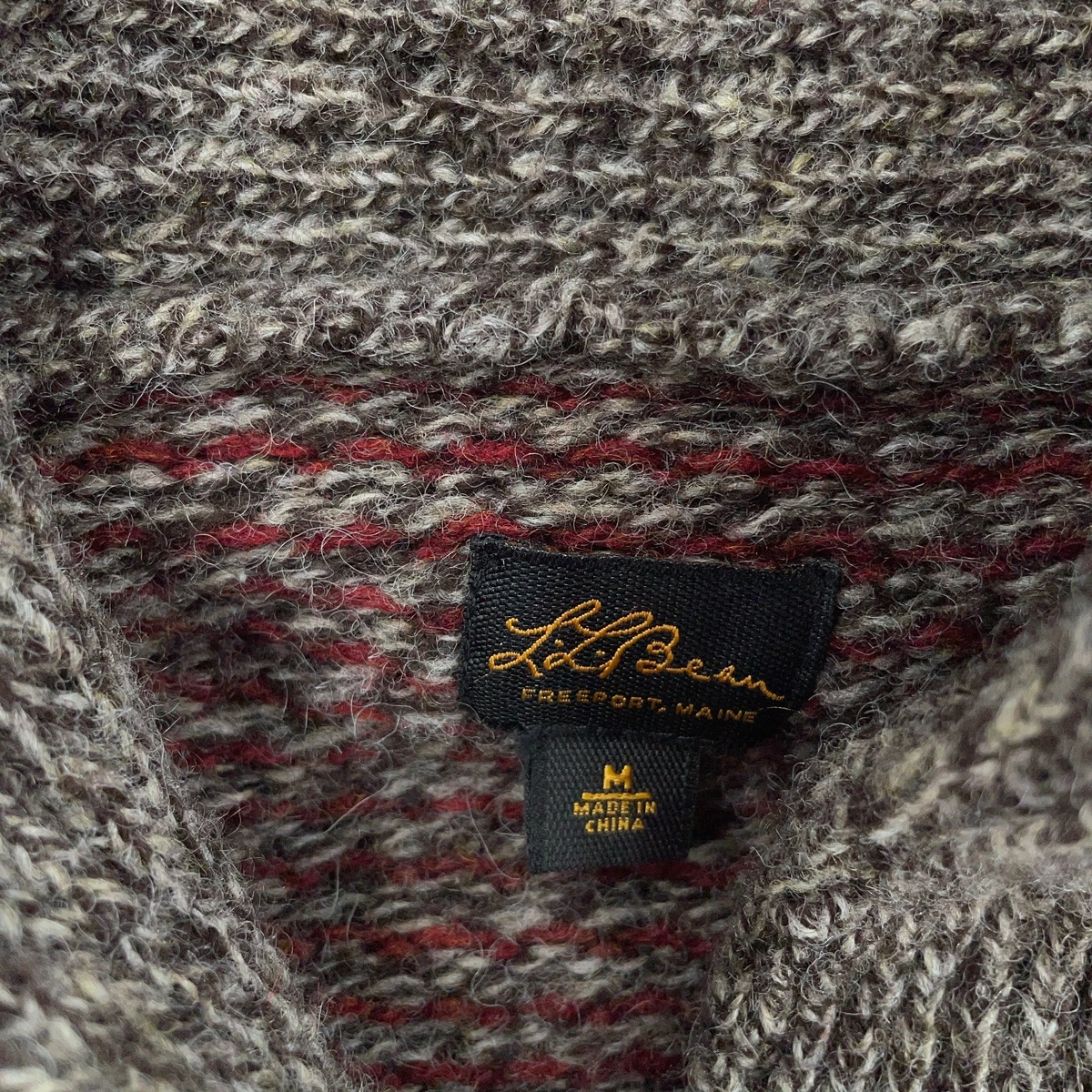 L.L. Cárdigan Suéter Bean Para Hombre Gris Medio Rojo Lana Chal Cuello Botón Delantero
