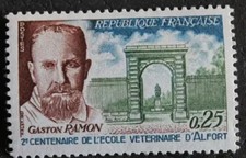 Timbre - FRANCE - Ecole vétérinaire d'Alfort - 1967 - Neuf ** - YT1527