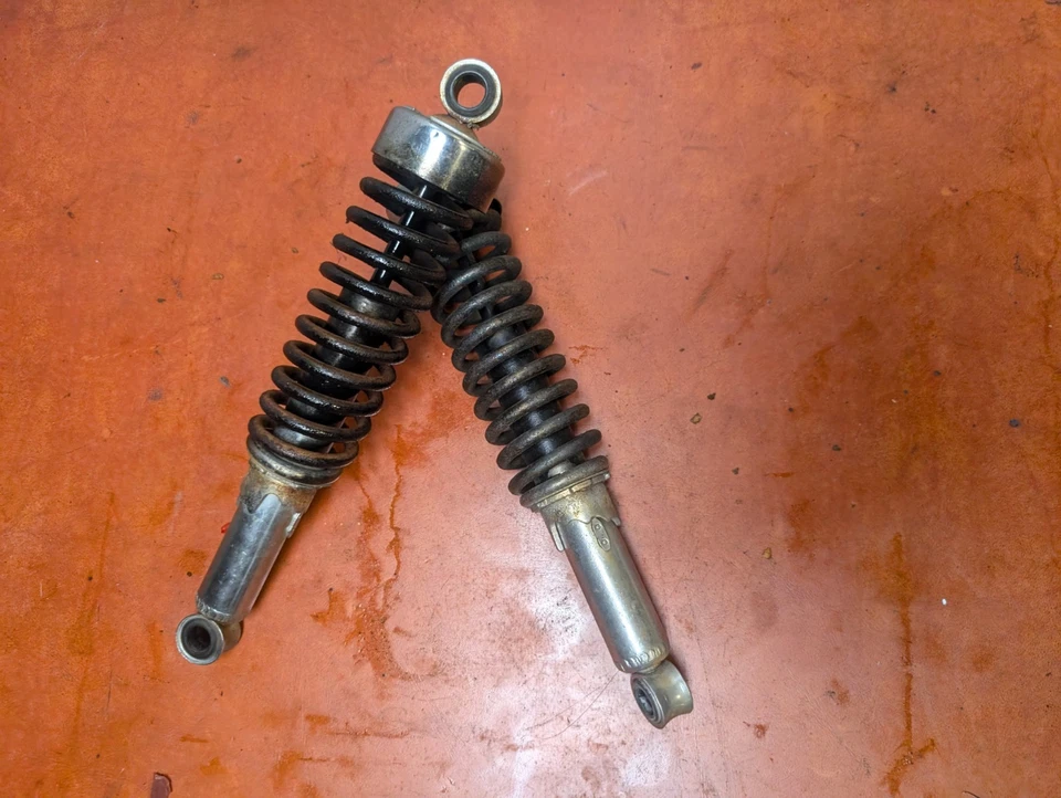 Molas de amortecedores traseiros Yamaha TX500 TX 500 - Imagem 4 de 4