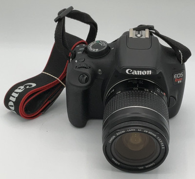 Canon EOS Rebel T5 Camera With Case