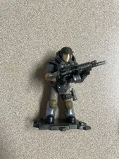 COD Mega Construx Yuri w/ LMG