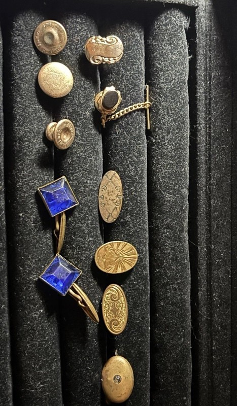 VICTORIAN ANTIQUE GF MIXED LOT SINGLE CUFF LINKS/COLLAR STUDS 1 ACRYLIC SET MISC
