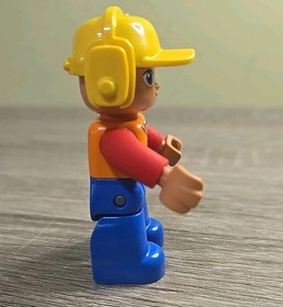 LEGO DUPLO Replacement Figure. Truck & Tracked Exavator Driver 10812 Builder 