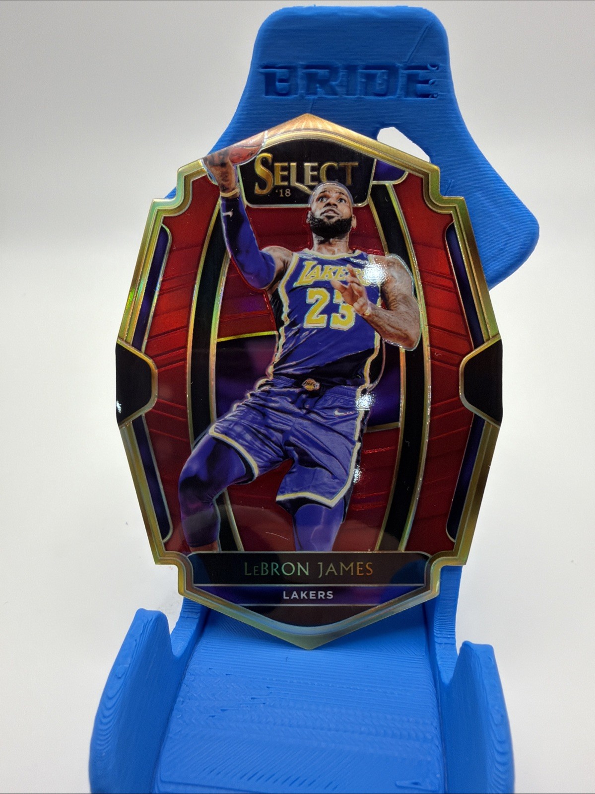2018-19 Select Maroon Die-Cut Prizm #118 Lebron James 121/175 Lakers FHOF