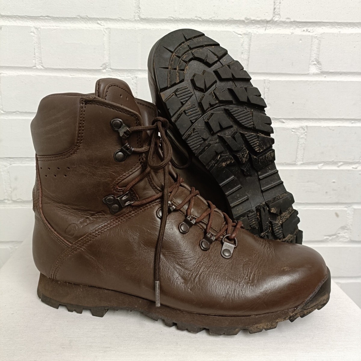 Iturri Cold Wet Weather Iturri Desert Boots British Army Boots