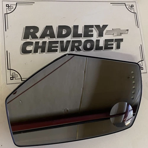 NEW GM OEM LEFT- MIRROR GLASS- GENERAL MOTORS GMC 84499222