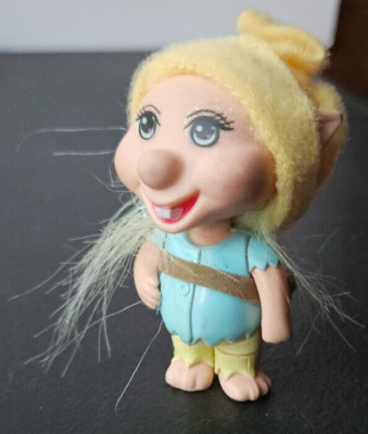 FAIRYTOPIA PEDAL PIXIES, PHRED.  BARBIE FIGURE. 2004 MATTEL