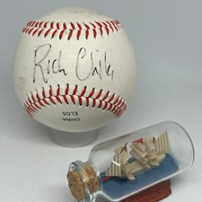 2019 Leaf Memorabilia Treasury 12