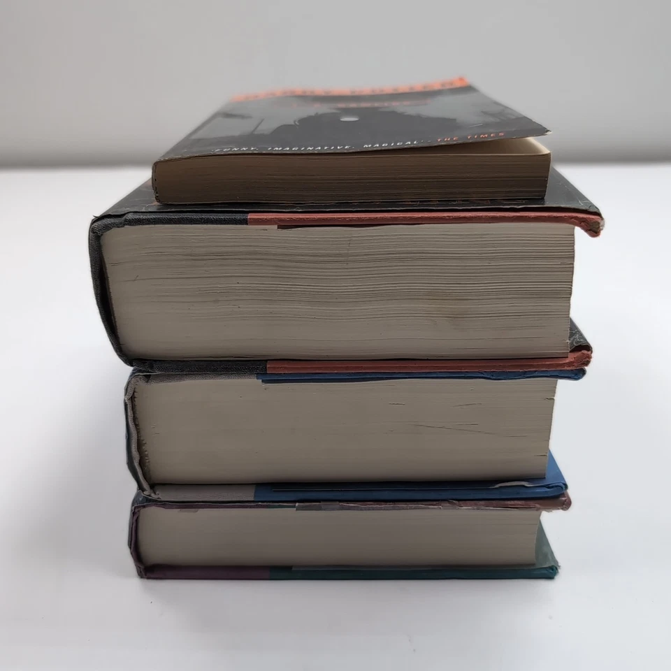 Lot of 4 Harry Potter Hardcover Softcover Books US Edition 1st Printing Foto 2 de 4