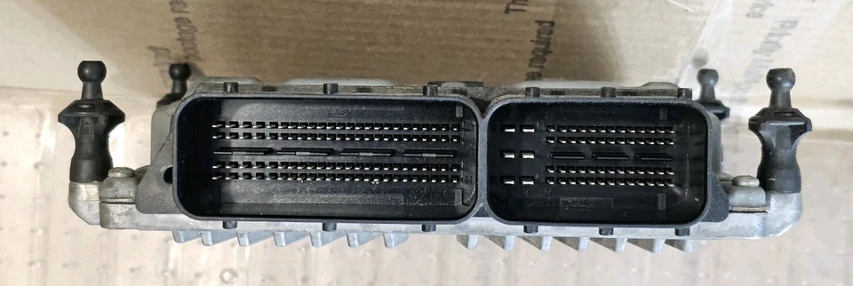 2008-2013 Mercedes-Benz C300 W Engine Control Module Unit ECU ECM A2731536391 - Image 4 of 4