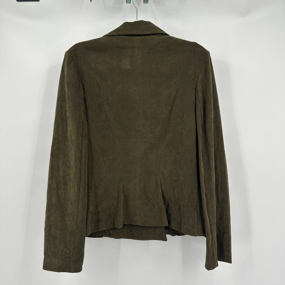 Skirt Suit - Image 2 of 4