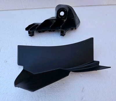 2019-2025 Toyota Tail Lamp Bracket 52563-12240 And Lamp Cover Left