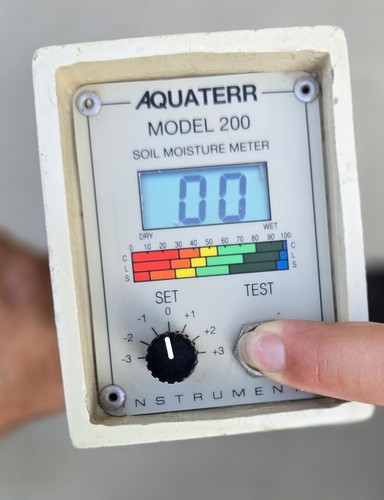 Aquaterr Model 200 Soil Moisture Meter Model 200 Grass Instruments Working