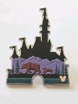 2026 Disney WDW Wilderness Lodge Castle Bears Hidden Mickey Cast