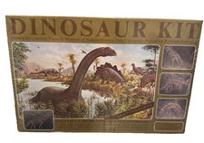 DINOSAUR FOSSIL SKELETON EXCAVATION KIT EXPEDITION 832 VINTAGE 1989