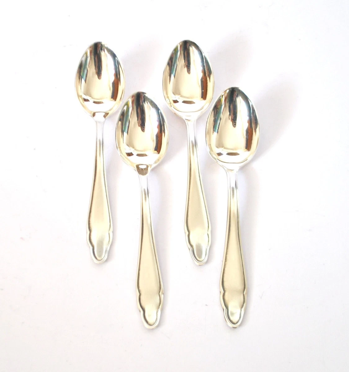 DEETJEN Lot 4 cuillères à dessert en métal argenté DESIGN Moderniste chantourné