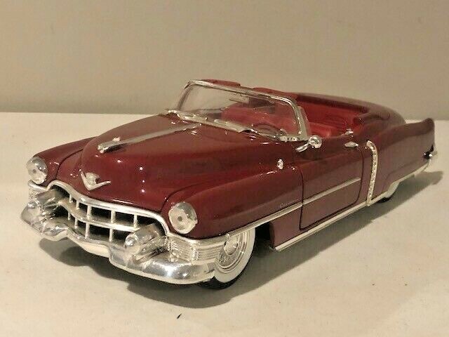 Cadillac 1 18