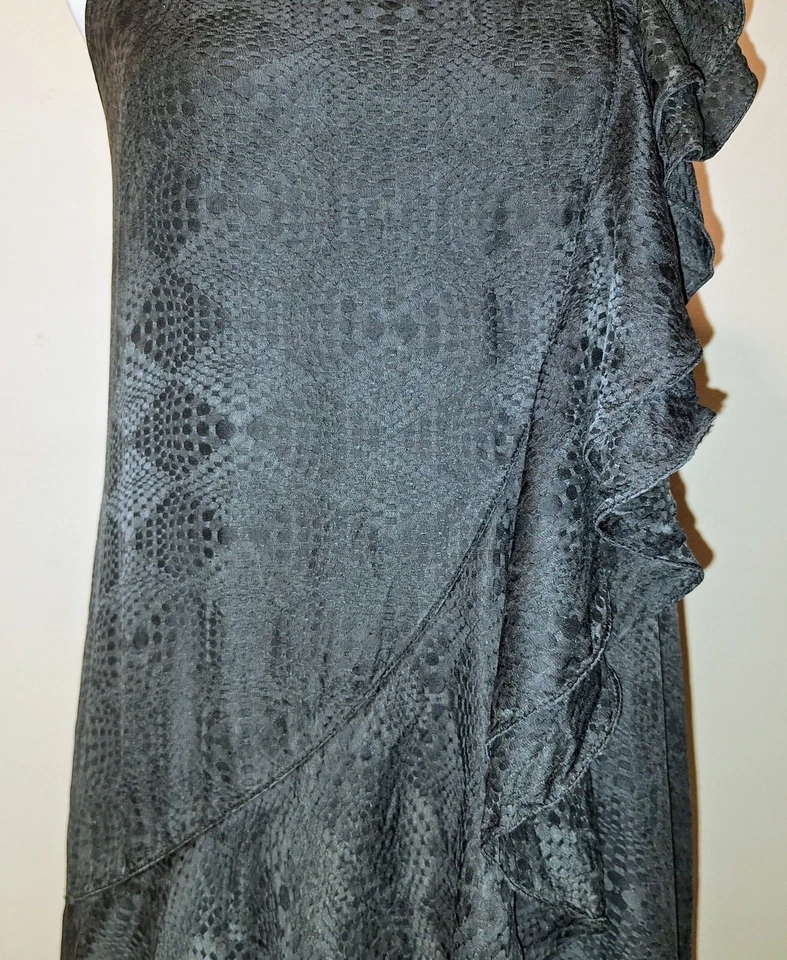 Vestido para mujer Ali Ro cuello redondo volantes negro diamante talla 6 sin mangas cóctel seda Foto 3 de 4