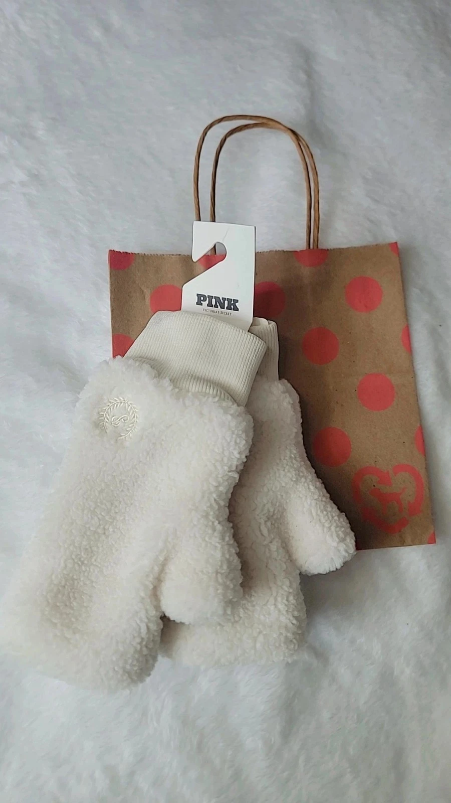 Victoria's Secret Pink Soft Plush Teddy Gloves White Color New with Tags