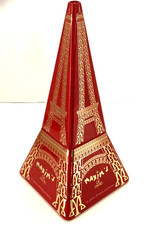 Eiffel Tower chocolate tin, Maxim s De Paris 2019 sans chocolate