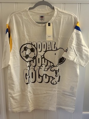 Size M Levis x Peanuts Men OVERSIZED Graphic Tee Cotton Goooal Snoopy T-shirt