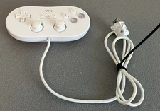 White Classic Controller Nintendo Wii RVL-005 Pro OEM Genuine Official Authentic