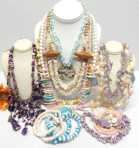 VINTAGE TO NOW BEACH THEMED FASHION/COSTUME JEWELRY NECKLACE LOT