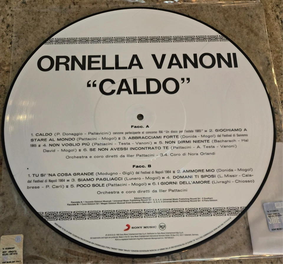 Ornella Vanoni Hot Vinyl LP Picture Disc Like New NM-EX Caldo - Image 4 of 4