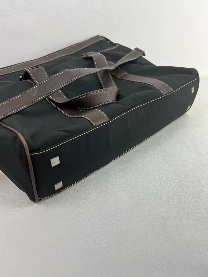 Levinger Briefcase Bag for 17"  Laptop Black w/ Brown Leather Trim - Image 4 of 4