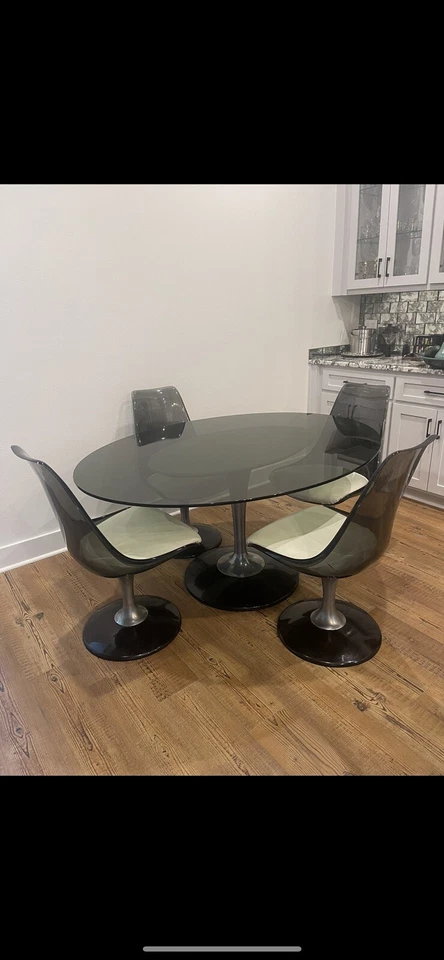 Juego de comedor/taburetes de bar vintage Chromecraft MCM. Foto 2 de 4