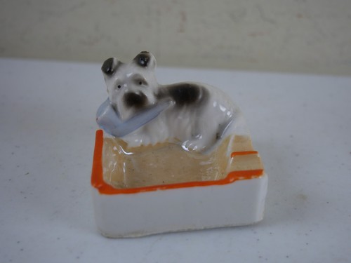 3 Vintage Japan Porcelain Novelty Figural Dog & Fire Hydrant Ashtrays EC - Picture 2 of 11