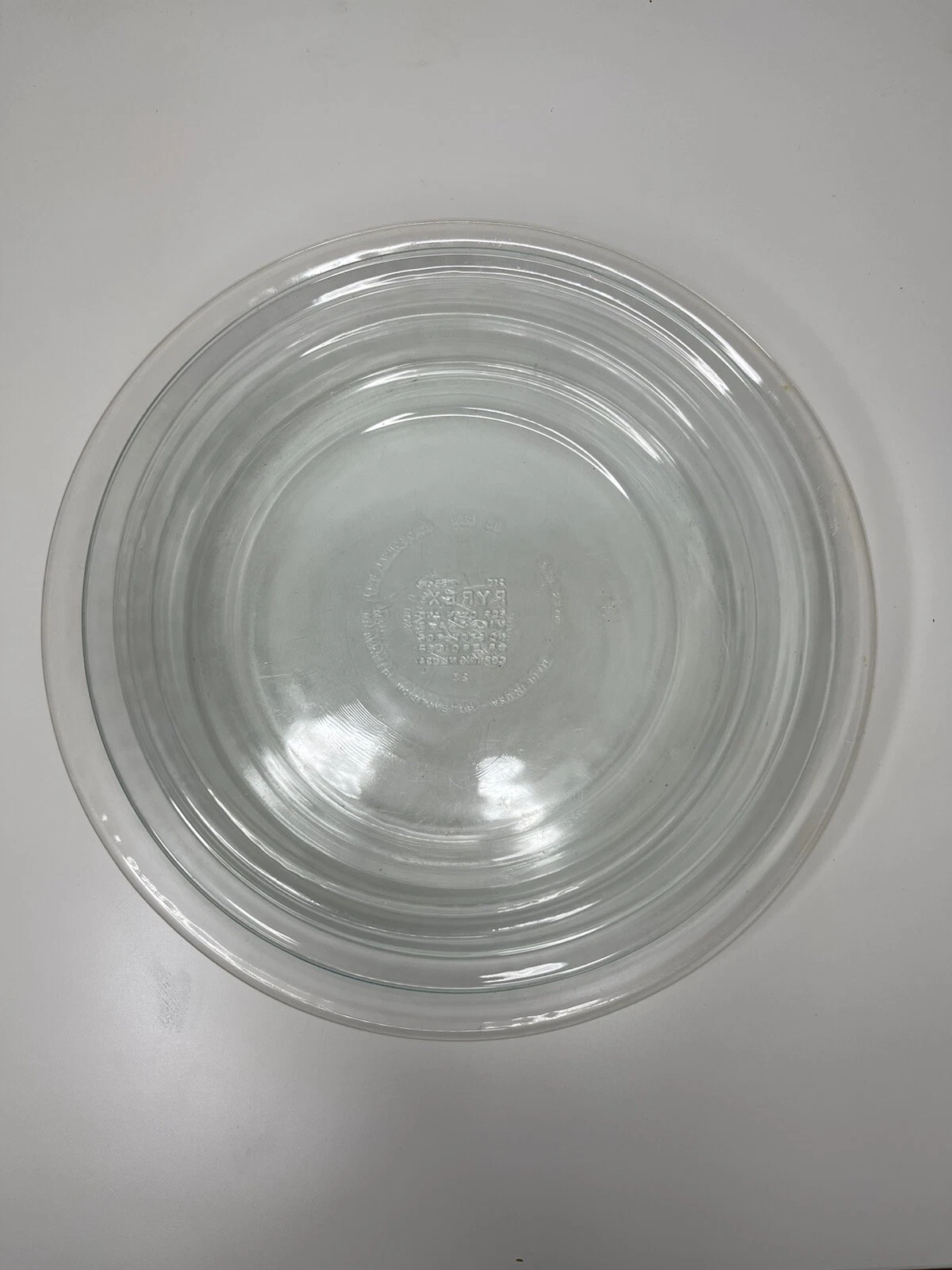 Pyrex Set of Three Pie Dishes