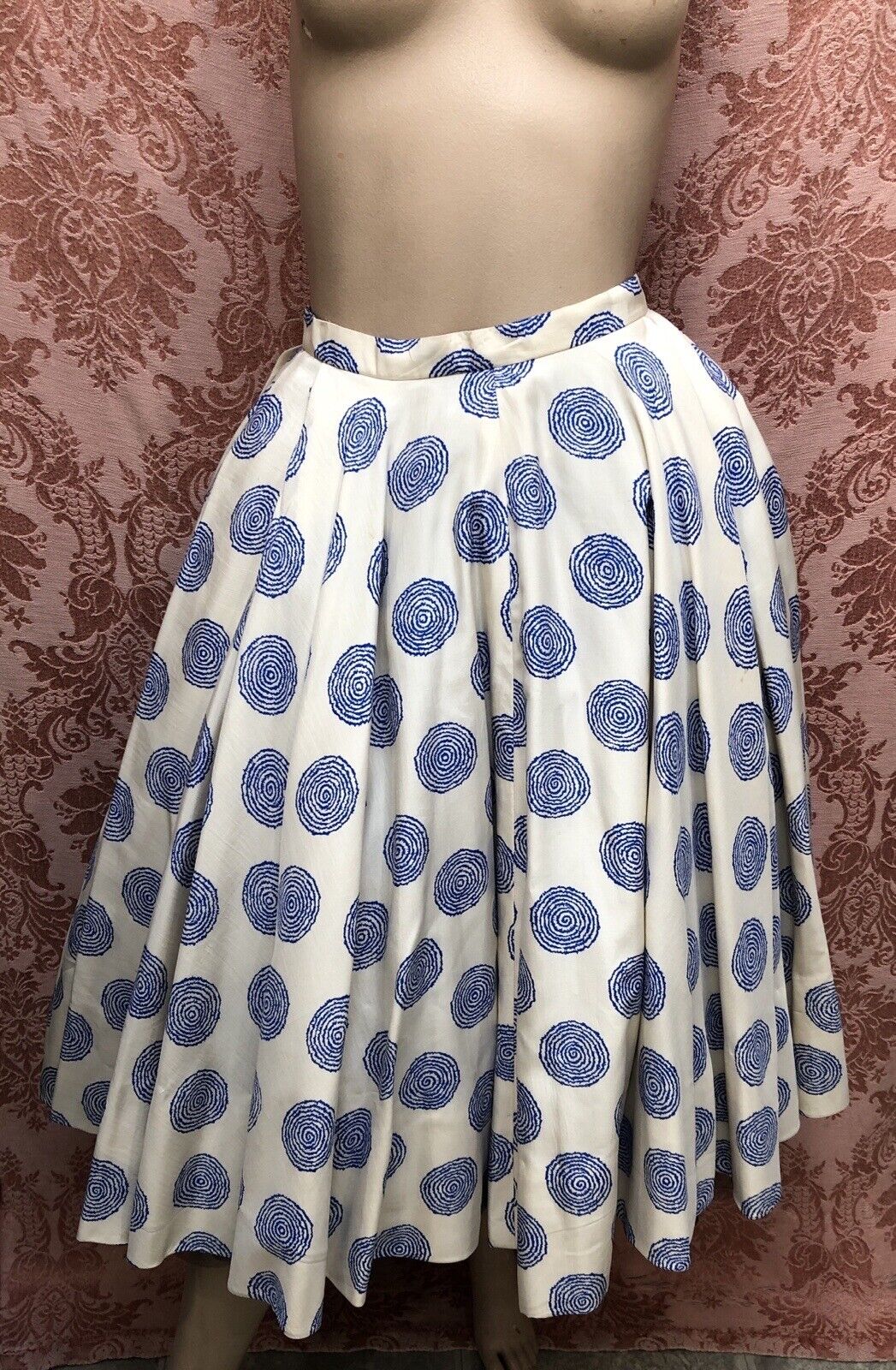 Picture 4 of 15