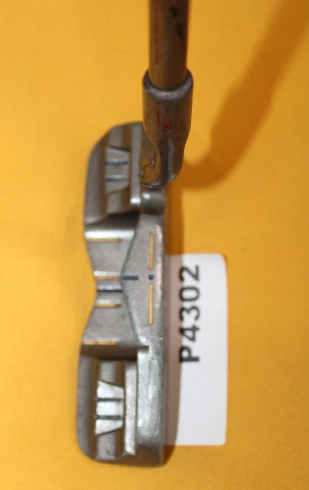 LPGA Square Two Essence 301 33" Blade Putter P4302 - Image 4 of 4