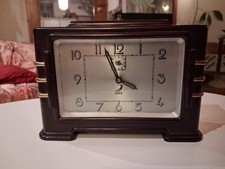 Réveil pendule en bakelite marron , de la marque française Jaz , 1940s