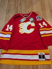 Youth L/XL (Men S/M)- Mitchell Ness Theo Fleury Calgary Flames 88-89 Jersey NWT
