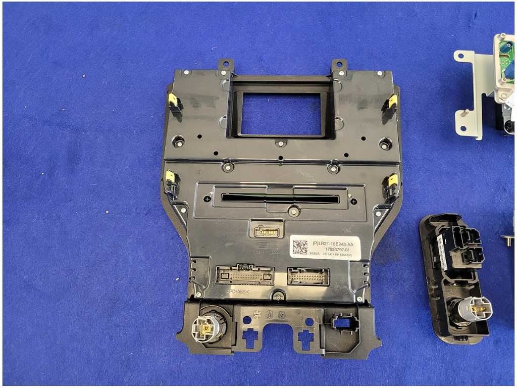 2020 Ford Mustang GT S550 Info 4" Screen Receiver Faceplate Audio 2766