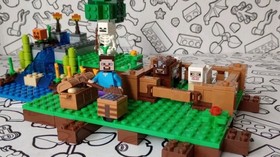 LEGO Minecraft: The Farm (21114) 100% complete with manual, no box.