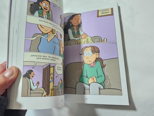 New Agallas Scholastic EN Espanol Book Raina Telgemeier (Spanish) Paperback Guts - Picture 9 of 9