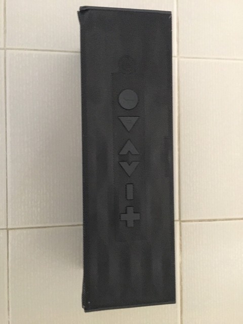 jawbone big jambox model j2011