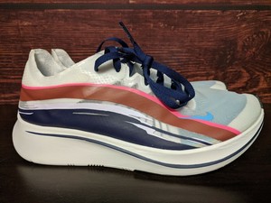 nike zoom fly sp as graphic streaks