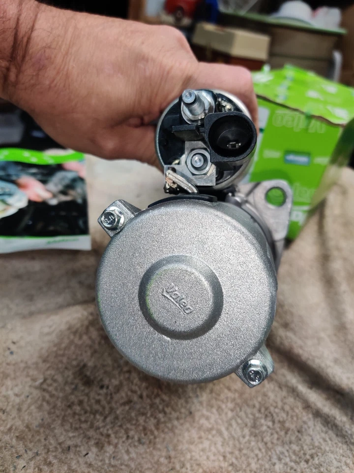 Nuevo motor de arranque Valeo 438176 para Volkswagen Golf A5 Audi A3 T5 Foto 3 de 4