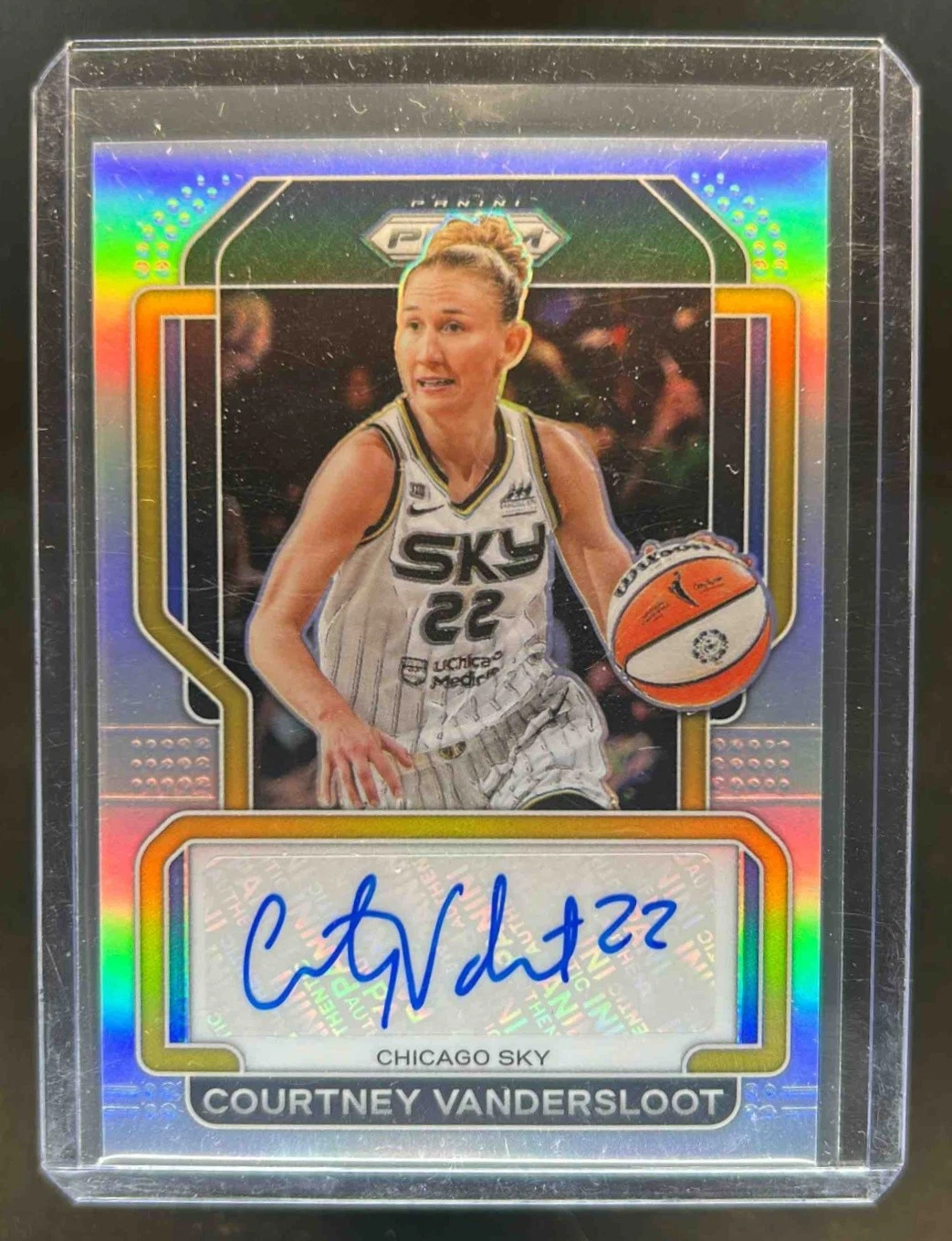 2022-23 Prizm WNBA Courtney Vandersloot Signatures Prizm Silver Auto #SG-CVS