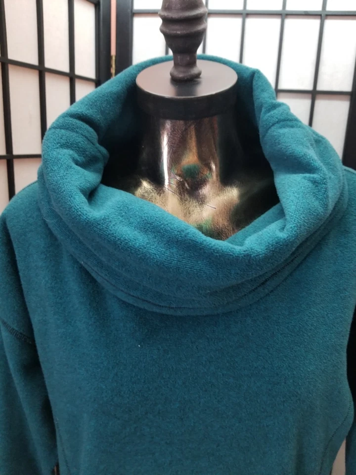 Рубашка Andrew Marc New York Performance Cowl Neck Топ Бирюзовый Бирюзовый Размер Large - Изображение 2 из 4