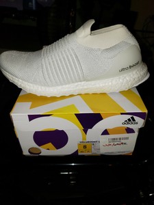 ultra boost laceless sizing