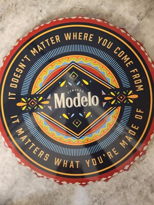 Modelo Tin Bottle Cap Decoration