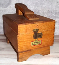 Vintage Griffin Shinemaster Oak Shoe Shine Box Pedestal 6924